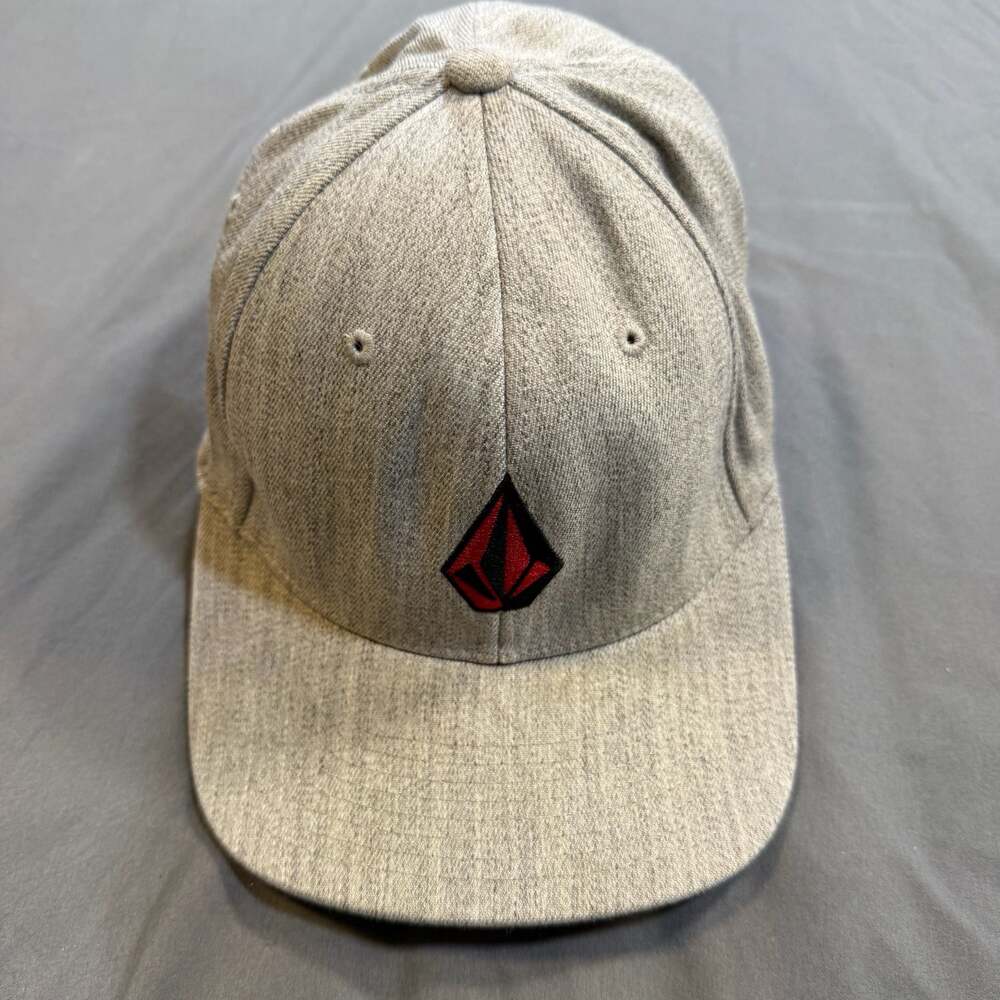 Volcom Flexfit Hat Gray Logo Cap Size L-XL